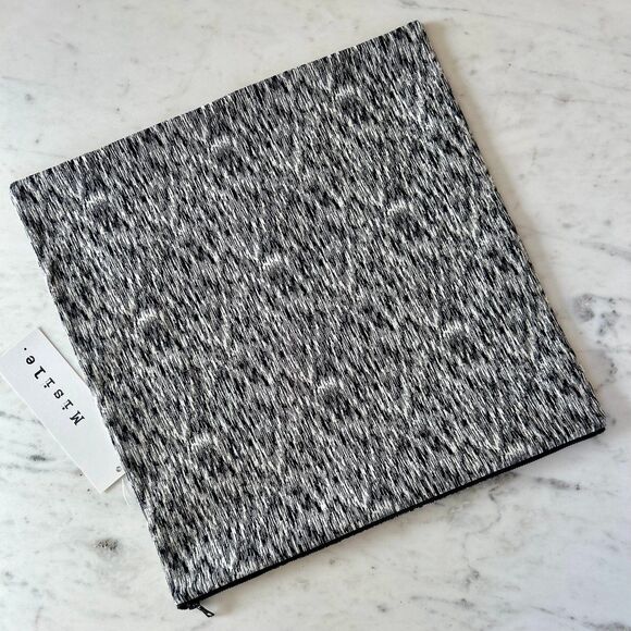 Genuine Leather_Set of 2_Accent Pillow Covers - Picture 6 of 9